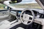 Volvo V90 D4 Momentum 2016 года (UK)
